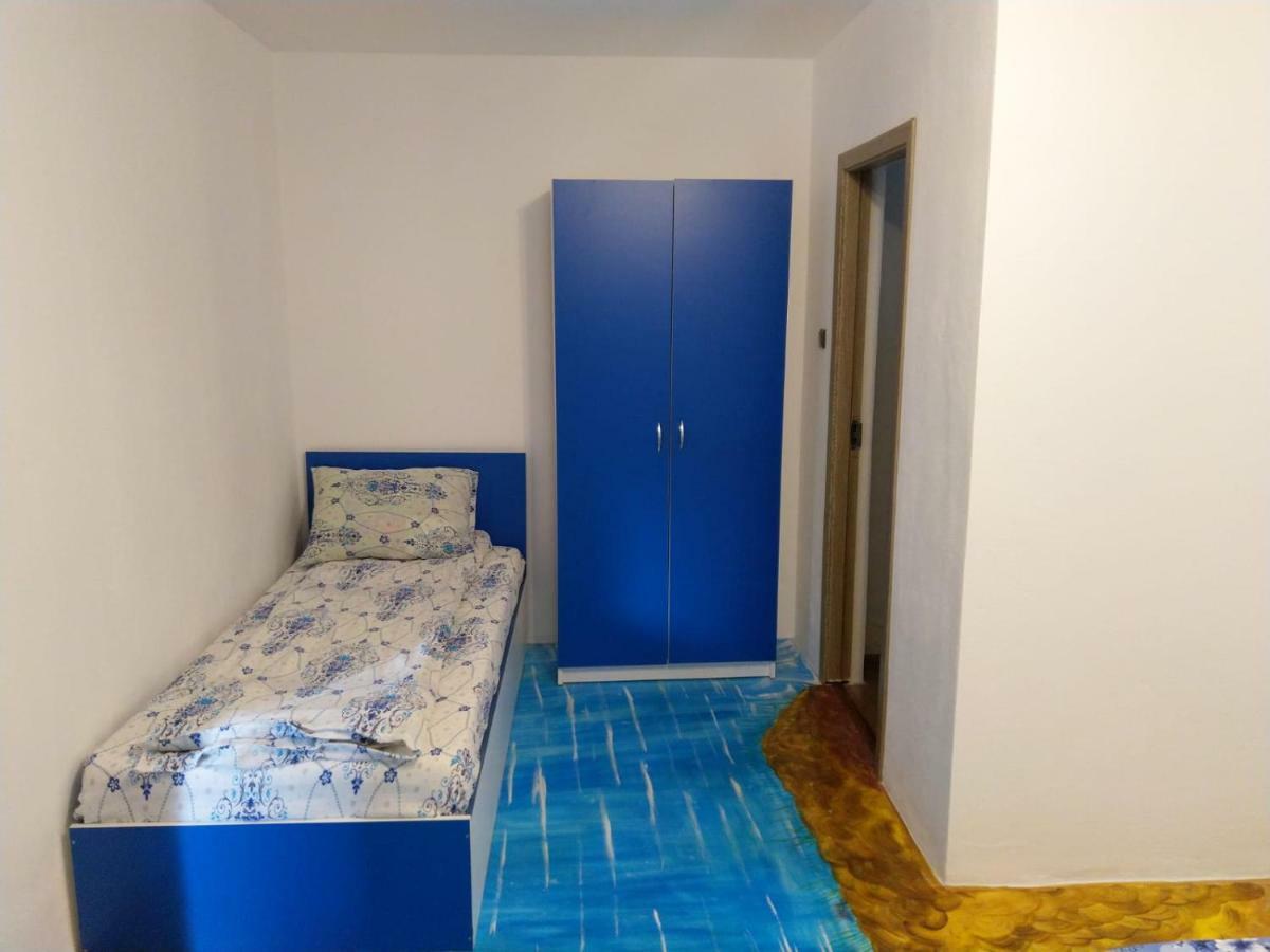 Casa Milos Si Fiul Băile Herculane Exteriér fotografie